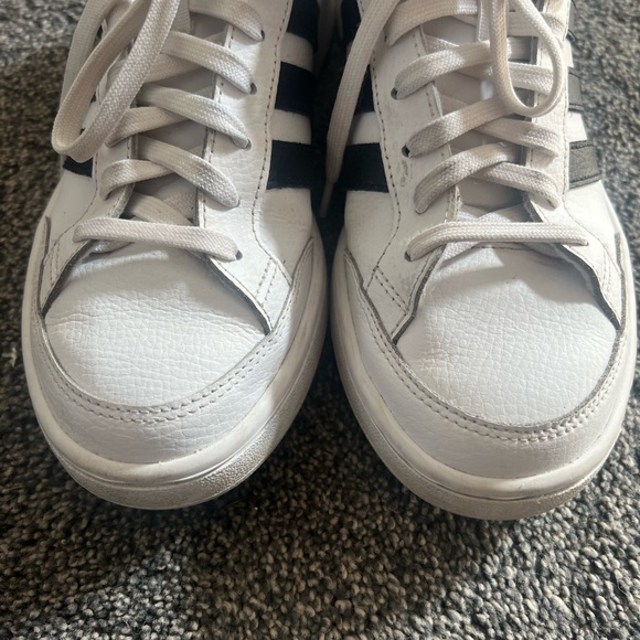 Adidas Sneakers - Picture 4 of 8